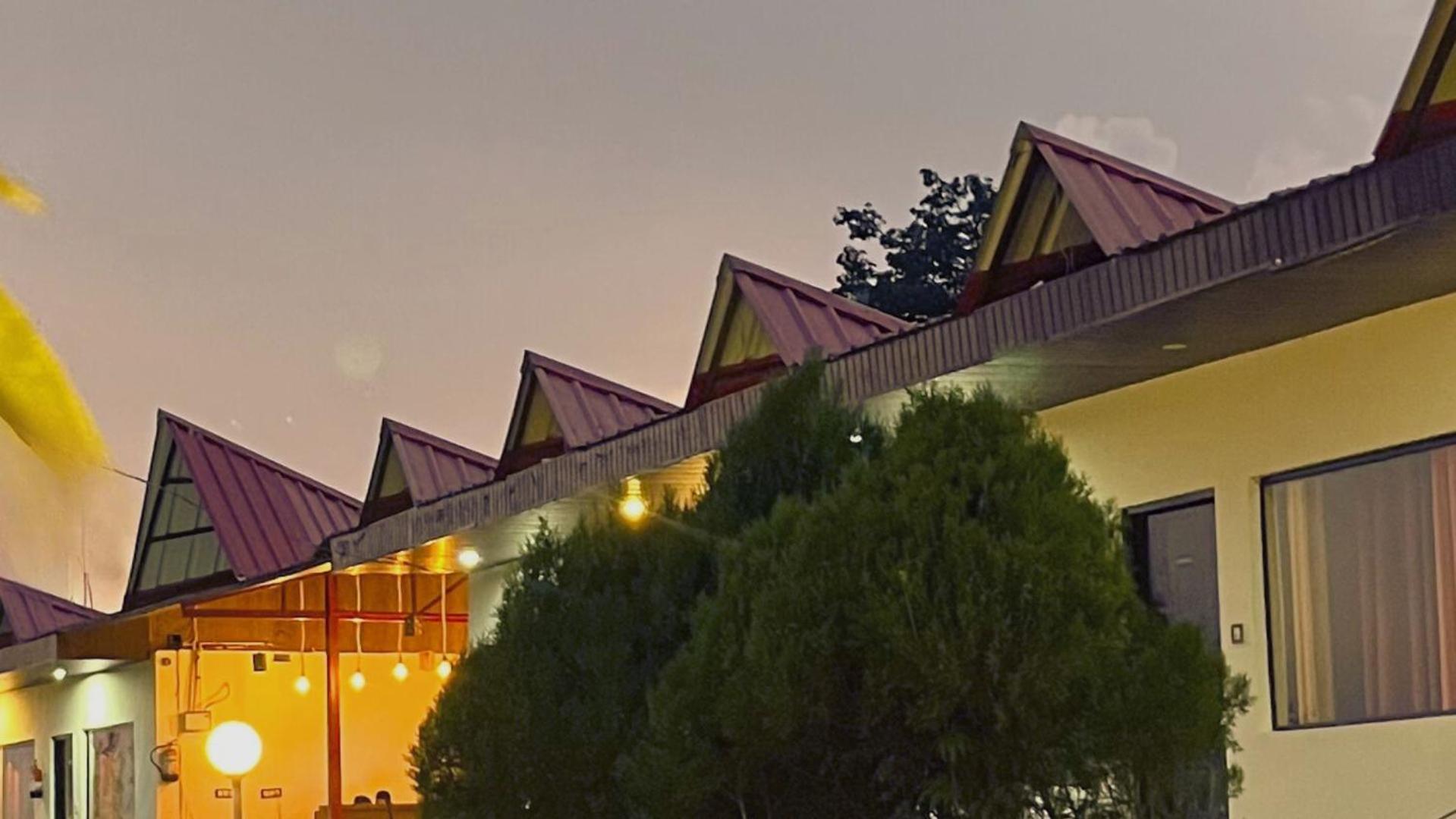 Haut Monde King'S Paradise Resort Kanatal Exterior photo